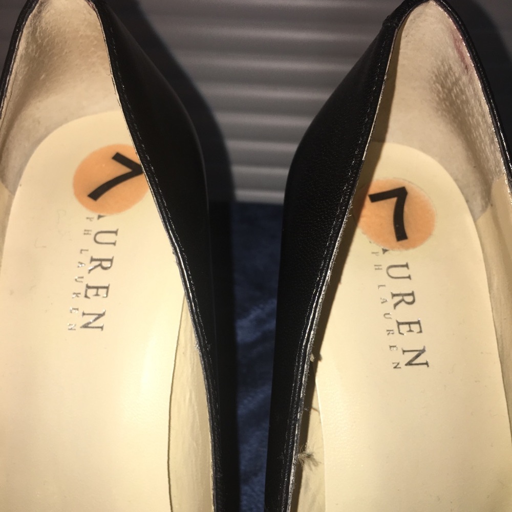 Black Ralph Lauren Heel - Picture 2 of 7
